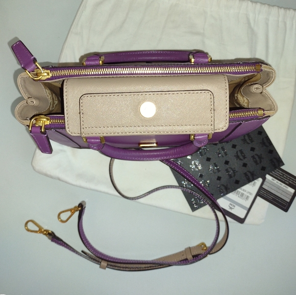 #31 MCM Two tone Crossbody Handbag π LIKE NEW π - Picture 4 of 17